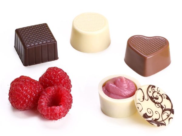 CM Basics Praline filling Raspberry 600g