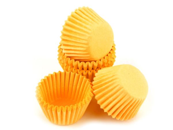 Cake-Masters Paper Cups 25mm yellow 100 pieces