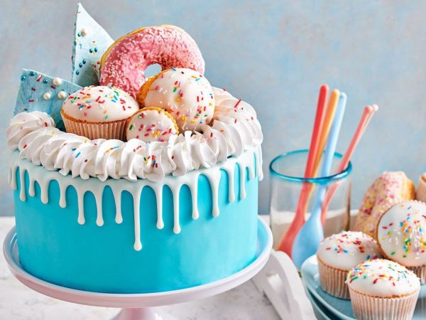 FunCakes Mix für Fondantglasur, Dip 'n Drip Weiß 150g