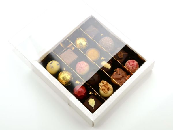 Truffles packaging bianco white for 16 truffles